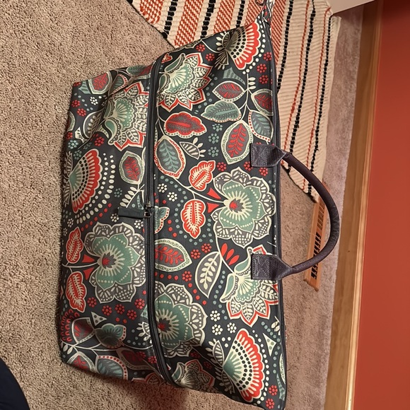 Lighten Up Expandable Vera Bradley bag - Picture 6 of 7